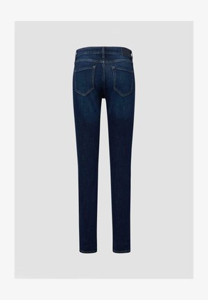 Granatowe obcisłe dżinsy o gładkiej fakturze, wyposażone w dwie tylne kieszenie i minimalistyczny pas. Klasyczny design denimu, dopasowany krój.