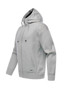 Felpa grigia con zip realizzata in tessuto morbido, caratterizzata da un cappuccio, tasca frontale e polsini a coste. Design semplice senza motivi o decorazioni.