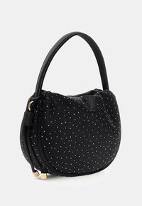 Schwarze Schultertasche mit abgerundeter Form aus Stoff mit kleinen weißen Punkten, mit einem glatten Griff und goldfarbenen Akzenten.