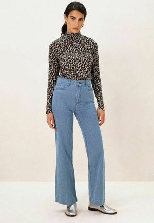 GESTREIFTE HIGH WAIST BETIM - Jean flare - blau