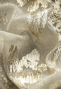 Next WRAP RUFFLE- REGULAR FIT - Koktélruha / Partiruha - silver metallic