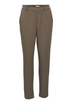 Pantalons marron ajustés avec une texture lisse, présentant un devant plat, des passants de ceinture et une jambe fuselée se terminant au niveau de la cheville.