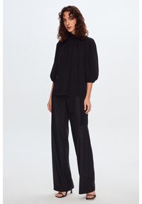Adler Sleeveless Knit - Black