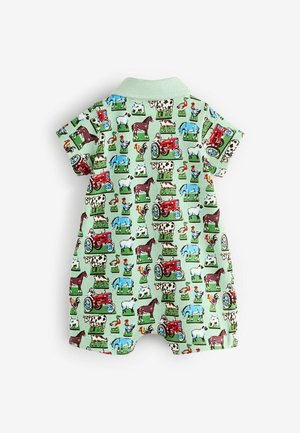 Krótki kombinezon z krótkim rękawem w zielonym kolorze, wykonany z bawełny, z nadrukiem zwierząt gospodarskich i traktora w kolorach czerwonym, niebieskim i białym. Zawiera kołnierzyk w stylu polo.