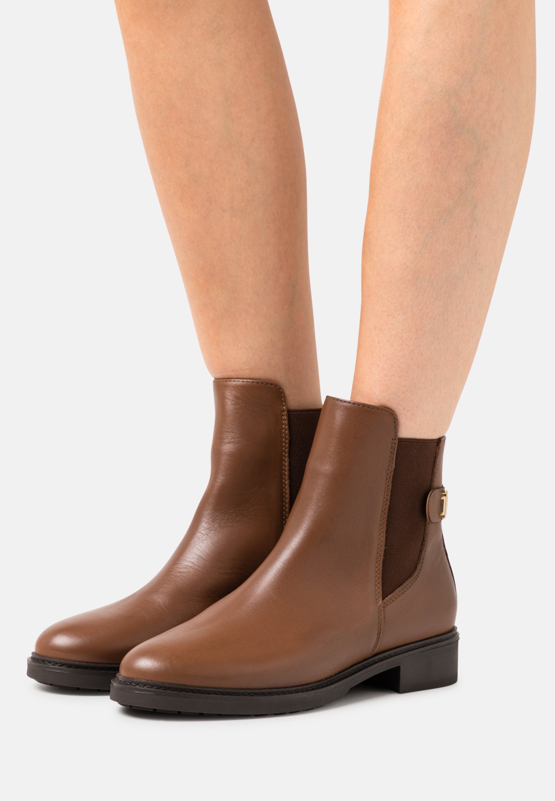 Tommy Hilfiger COIN FLAT BOOT - Korte laarzen - winter cognac/cognac -  Zalando.nl
