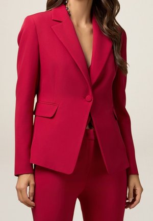 Blazer - red