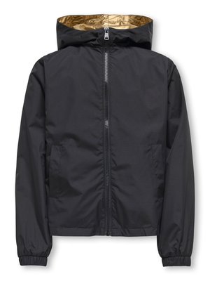 Schwarze Windbreaker-Jacke mit Reißverschluss vorne und elastischen Bündchen. Verfügt über eine Kapuze und eine goldene Fütterung, mit zwei seitlichen Taschen. Glatte Textur.