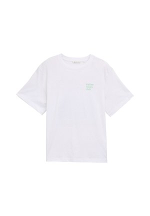 T-shirt bianco in cotone con maniche corte e larghe, dotata di testo verde menta "italian vacation club" sulla parte sinistra del petto.