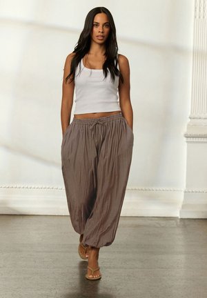 Next TALL FIT - CRUSHED BALLOON LEG TROUSERS  . - Broek - chocolate brown