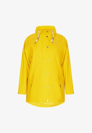 Chaqueta impermeable amarilla con capucha ajustable, botones a presión y bolsillos frontales. Presenta un corte relajado y una textura suave y brillante.