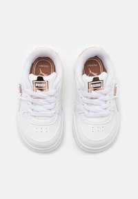 Puma CALI DREAM MARBLE - Tenisky - white/rose gold