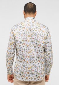 Eterna TWILL-HEMD - COMFORT FIT - Skjorter - grün