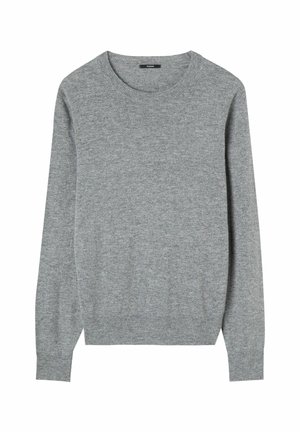 Pull gris en maille légère, avec un col rond et des poignets et un ourlet côtelés. Design simple, sans motifs ni embellissements.