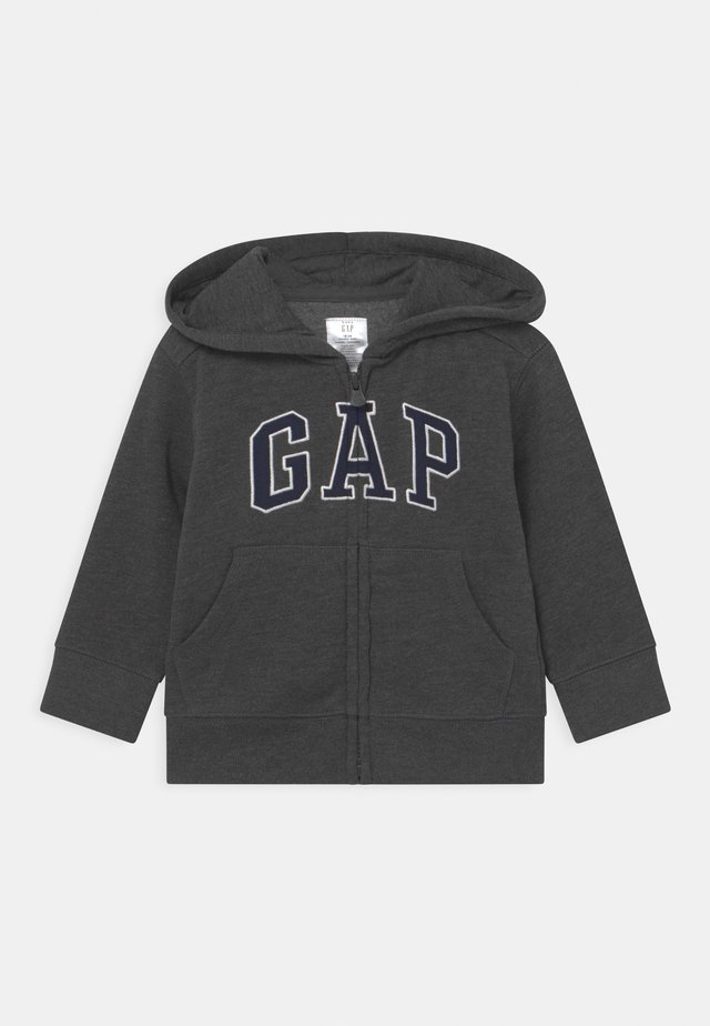 Sudaderas Y Chaquetas De Punto Gap De Nino Coleccion En Zalando Sudaderas Y Chaquetas De Punto Gap De Nino Coleccion En Zalando
