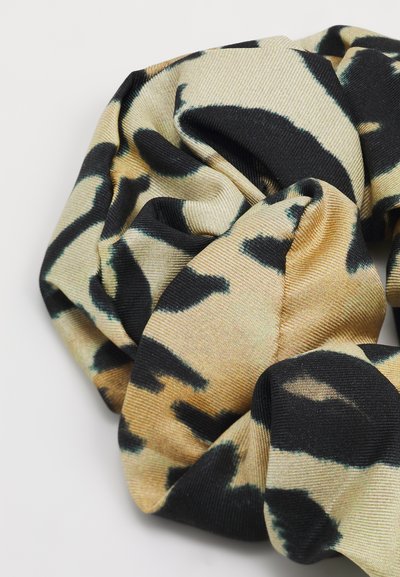 Nanushka LOU - Plaukų formavimo priemonė - brown