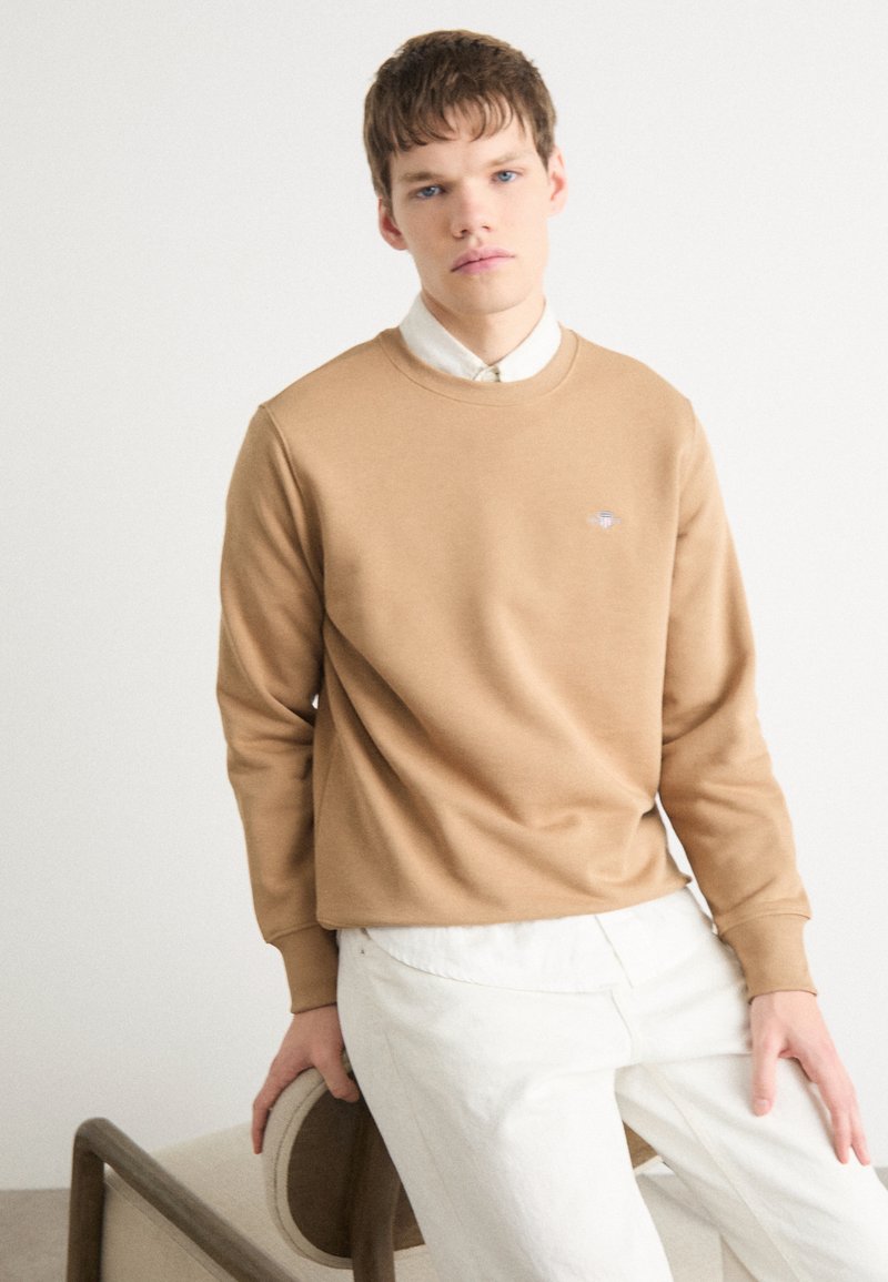 GANT SHIELD C NECK - Sweater - warm khaki