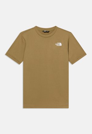 Rudu spalvos chaki trumpomis rankovėmis suapvalintu kaklu marškinėliai su baltu The North Face logotipu viršutiniame kairiajame krūtinės rajone.