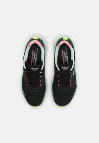 Skechers Sport D'LUX WALKER - Sapatilhas - black/multi/white/silver