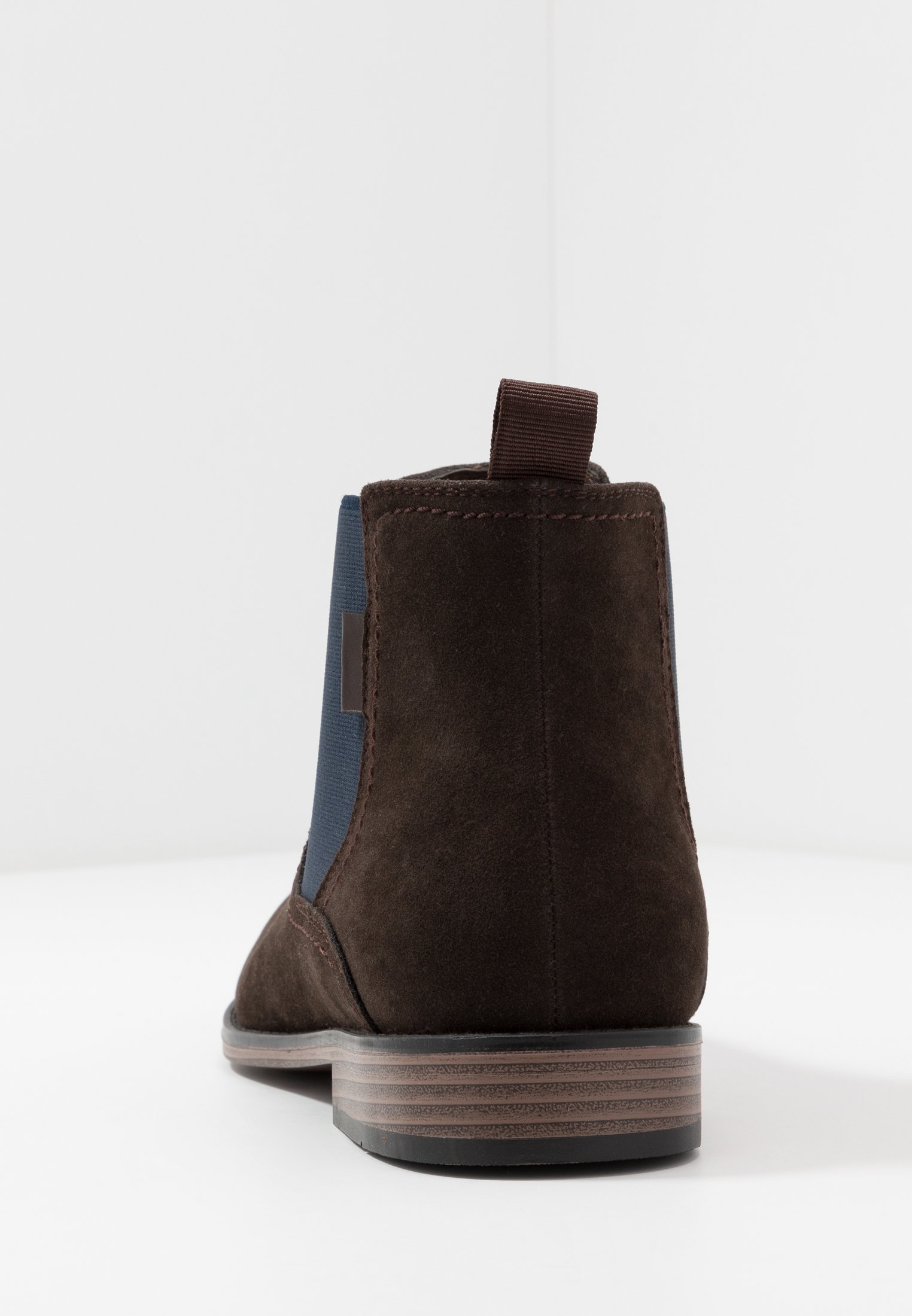 Korte laarzen dark brown Korte laarzen dark brown