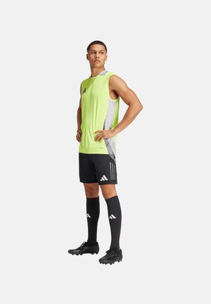 adidas Performance FUSSBALL - TEAMSPORT - TIRO 24 COMPETITION - Top - gelbgruengrau