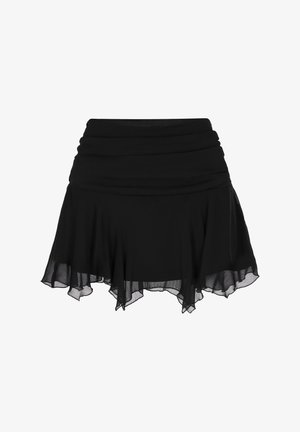 Fekete sifon szoknya fodrozott derékkal, bővülő szegéllyel és áttetsző részletekkel. Réteges kialakítással és puha, könnyű textúrával rendelkezik.