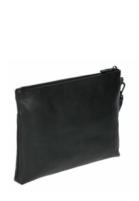 Pochette zippée en cuir noir avec une légère texture et une attache latérale amovible.
