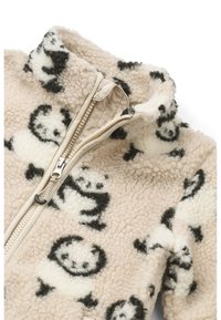 Φλις πουλόβερ σε μπεζ με τύπωμα πάντα. Διαθέτει κλείσιμο με φερμουάρ και όρθιο γιακά. Απαλή υφή με αντίθετα μοτίβα σε μαύρο και άσπρο.