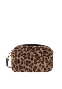 Borsa cosmetica con stampa leopardo, superficie morbida e testurizzata, colori beige e marrone, dettagli in pelle nera e chiusura con zip.