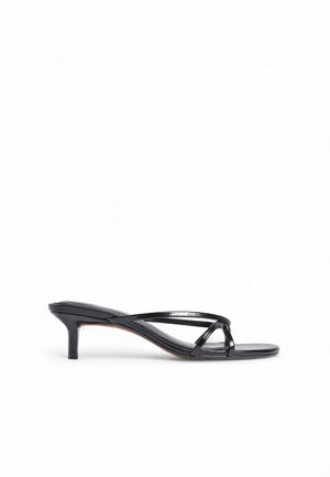 STRAPPY KITTEN - Mules de tacón - black