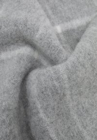 Thumbnail Image 2