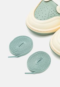 Jordan AIR JORDAN 1 HIGH METHOD OF MAKE - Visoke tenisice - coconut milk/jade smoke/sail