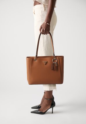 NOELLE II TOTE - Geantă de mână - light cognac