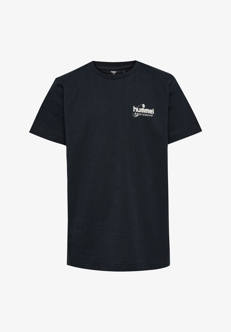 T-shirt en coton noir avec un col rond, des manches courtes et un petit logo blanc sur la poitrine gauche, présentant une texture lisse et une coupe standard.