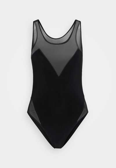 Fato de banho preto de uma só peça com painéis de malha transparentes na gola e laterais, com uma silhueta ajustada e um detalhe em forma de V.