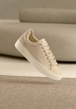 Baskets basses - oak