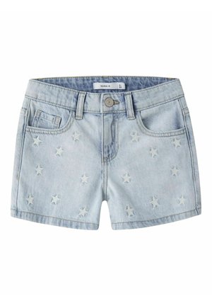 Shorts en denim bleu clair avec broderie en forme d'étoile, poches avant, passants pour ceinture et fermeture par bouton métallique.