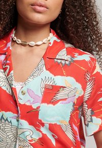 Superdry & Co VINTAGE BEACH RESORT - Blusa - tsuru red