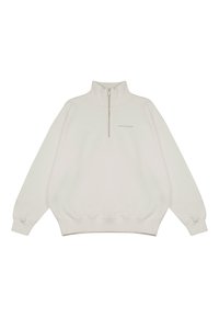 Unselected, washed warm white gum
