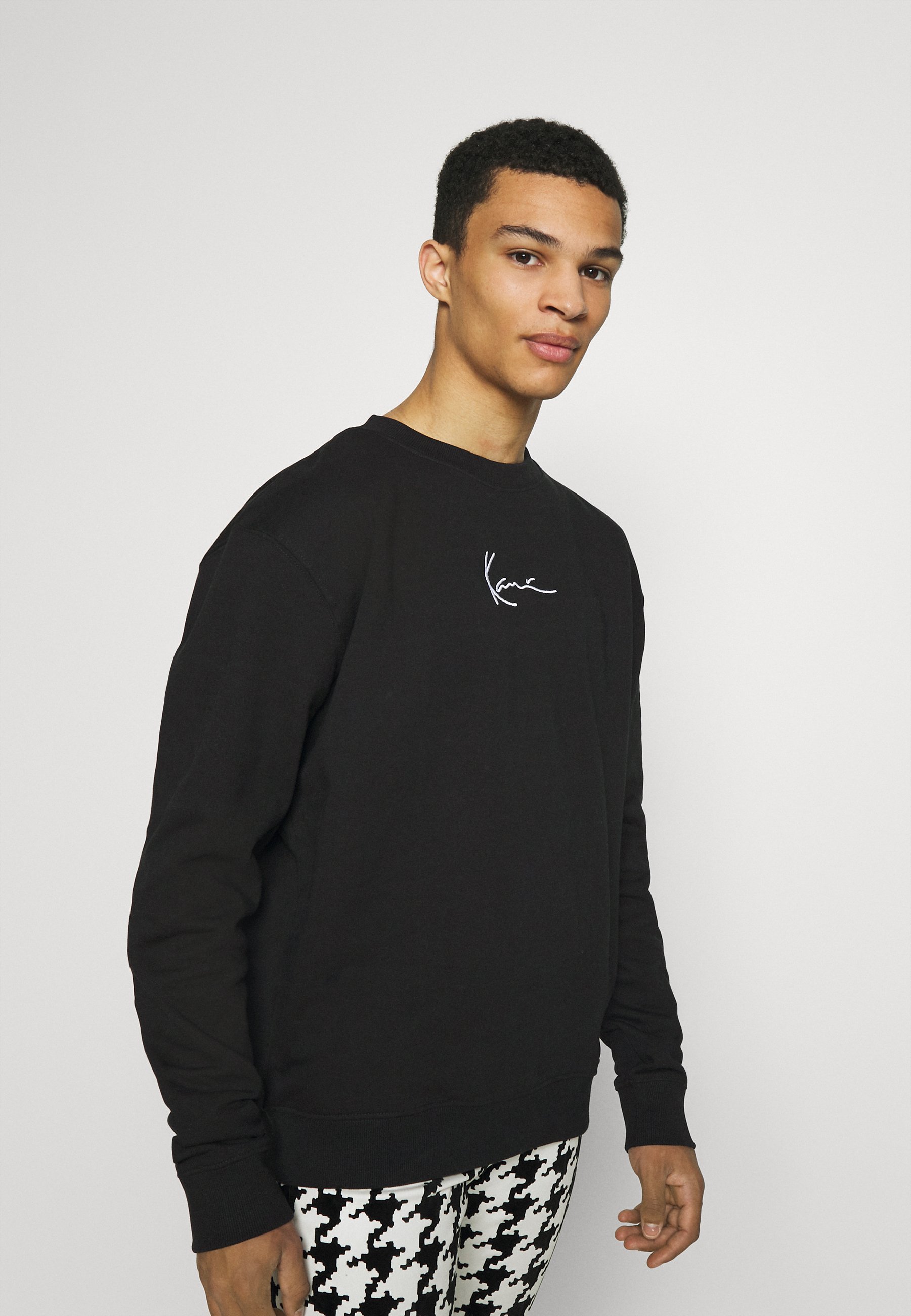 crew neck tops mens