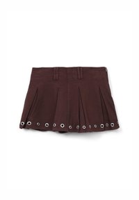 Jupe mini plissée bordeaux avec des détails en œillets le long de l'ourlet, dotée d'une taille avec passants de ceinture et d'une fermeture éclair sur le côté.