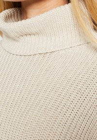 Marc O'Polo Svetr - taupe