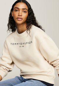 Tommy Hilfiger LOGO - Felpa - classic beige