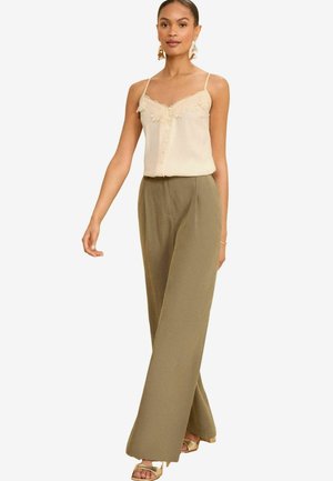 Love & Roses V NECK REGULAR - Blouse - ivory white