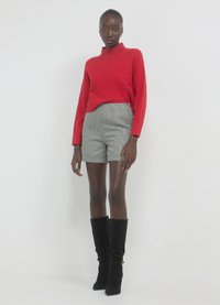 Calliope Short - var ultrablack