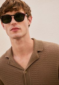 Next RELAXED FIT SHORT SLEEVE EMBROIDERED WITH CUBAN COLLAR . - Camisa - green