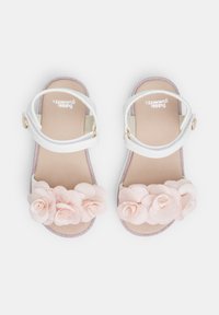 Bata BUBBLEGUMMERS - Vauvan kengät - bianco