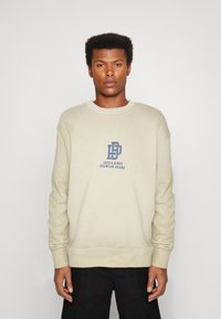 Jack & Jones PREMIUM JPRBLUPETE CREW NECK - Bluză de molton - island fossil