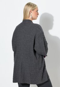 Ulla Popken Cardigan - medium mottled grey