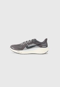 Non sélectionné, med ash/black/pure platinum-coloured/pale ivory/gum lt brown
