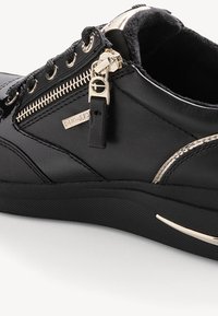 Tamaris COMFORT T- FLOW EXTRA-DÄMPFUNG - Sportcipő - black